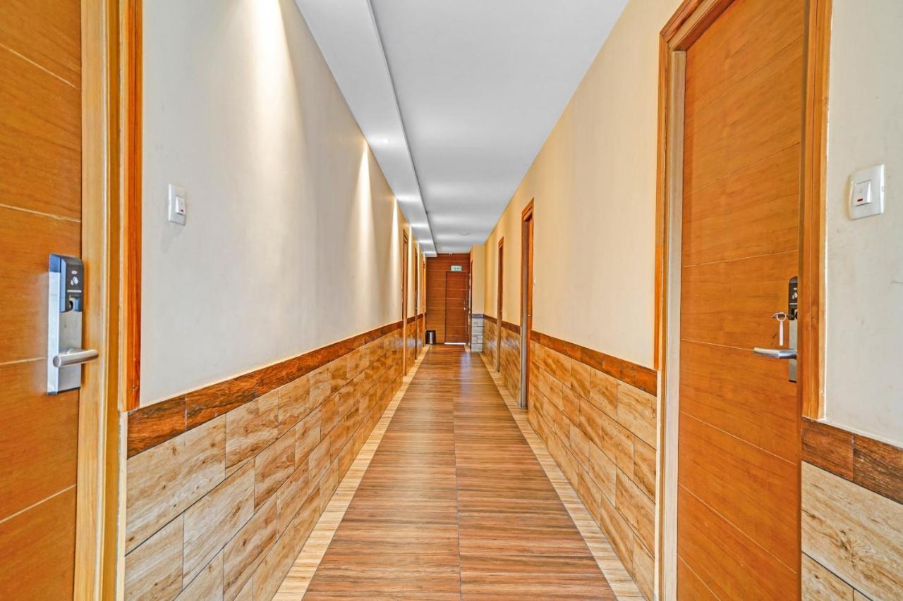 Capital O 87015 Hotel Al Salama Kochi Kültér fotó