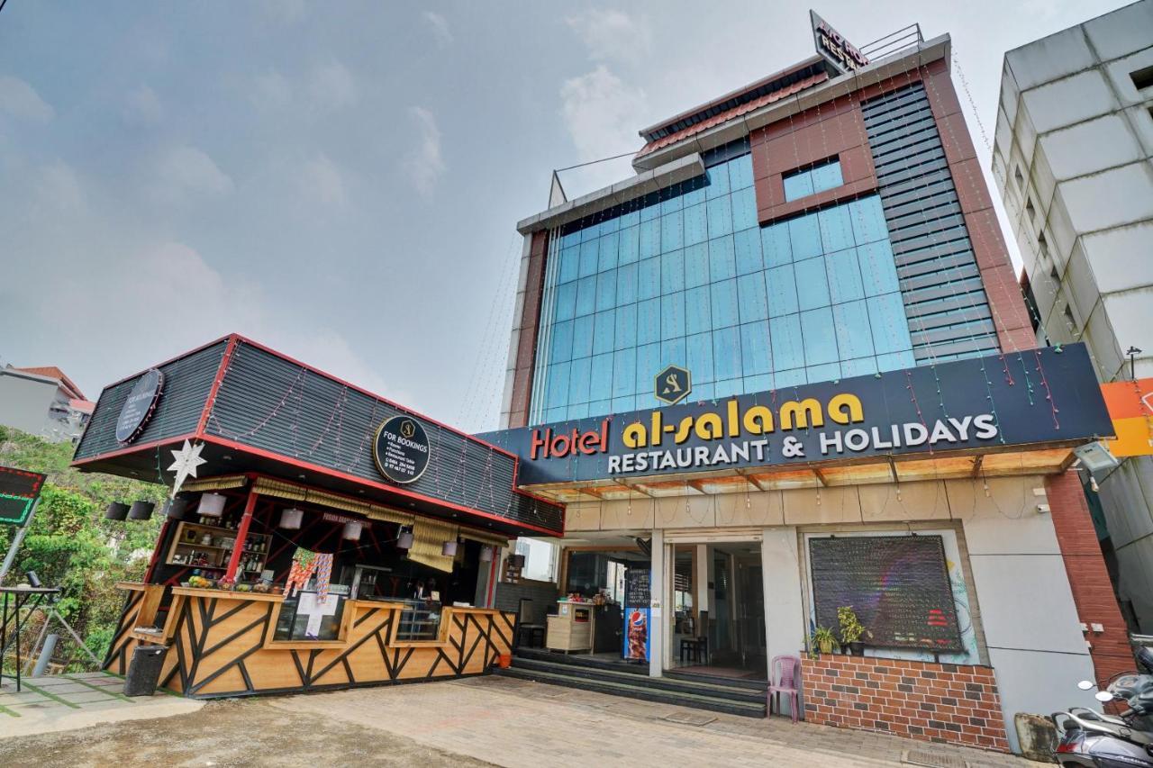 Capital O 87015 Hotel Al Salama Kochi Kültér fotó