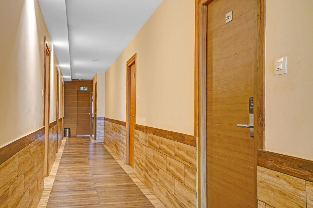 Capital O 87015 Hotel Al Salama Kochi Kültér fotó